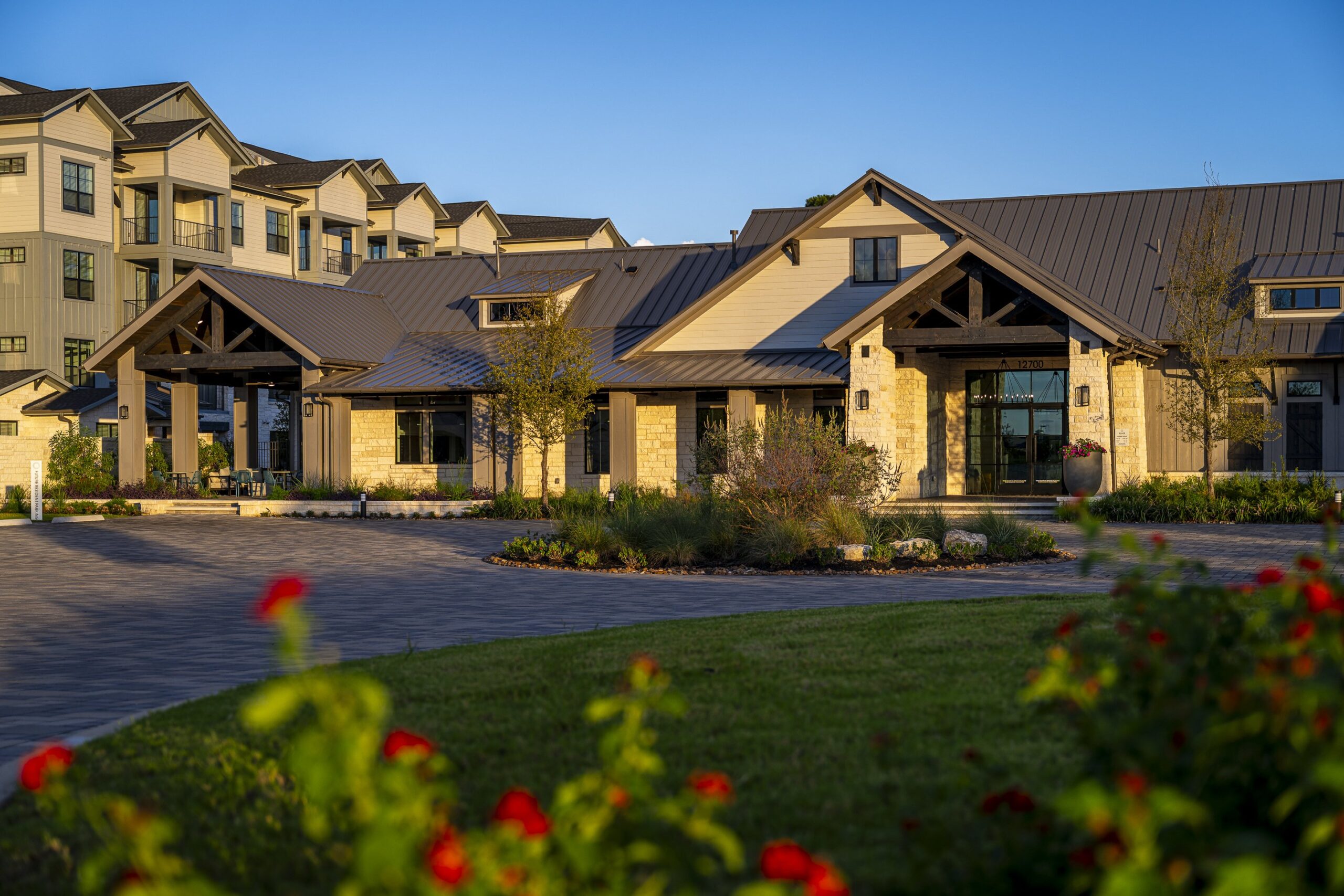 Asher Towne Lake leasing center