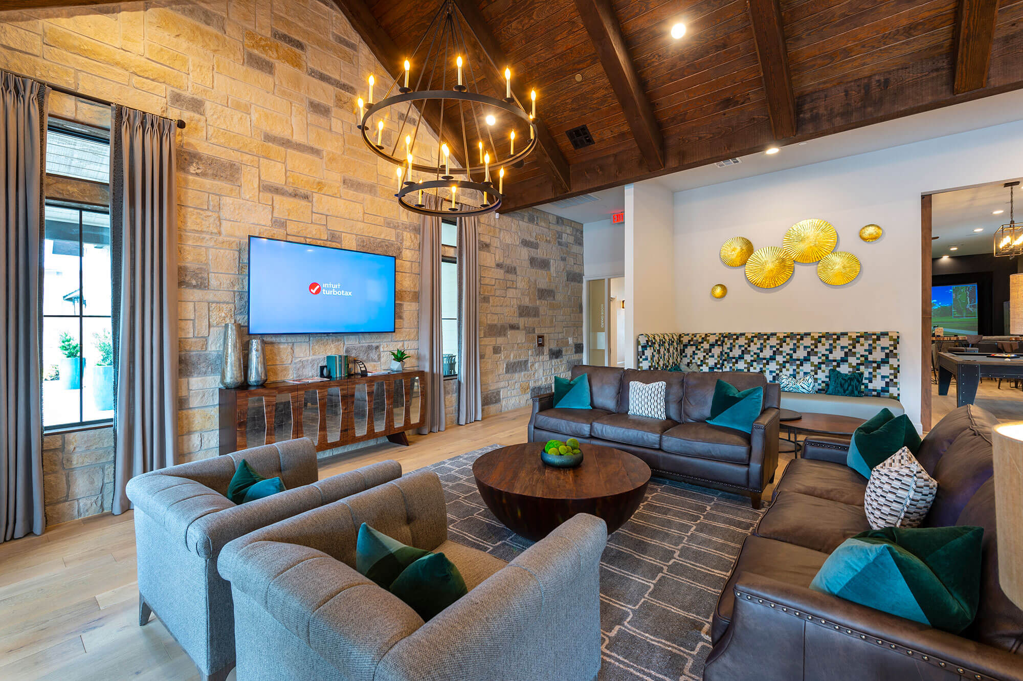 Indoor lounge at Asher Oaks